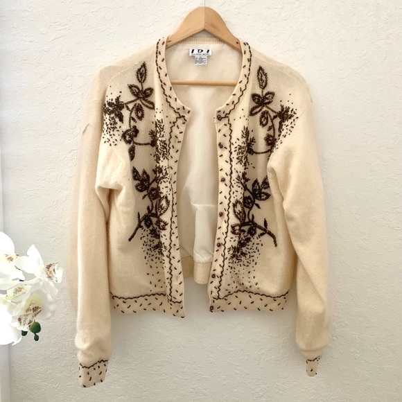 Vintage Cream Lambswool Beaded Cardigan Sweater - Picture 4 of 14